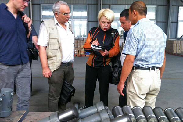 Российские бизнесмены посетили Shandong China Coal Group Совместное Manufacturing Company При покупке железнодорожных Retarder