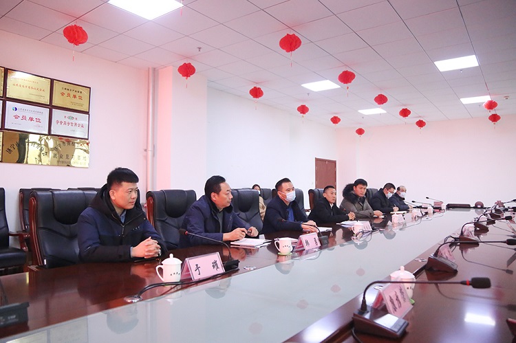 Тепло Приветствуем Лидеров Alibaba Group Посетить Китайскую Угольную Группу Для Инспекции И Сотрудничества